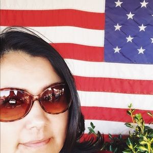 Meet your Posher, Marah